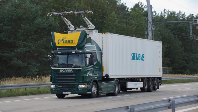 In 2019, five test trucks will start using a 5 kilometre section of the autobahn on Germany’s first e-highway for trucks in the state of Hesse. Photo - CLEW.