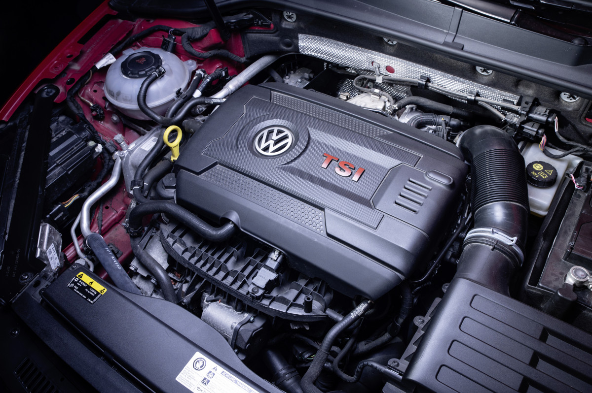 Picture shows internal combustion engine of a VW vehicle 