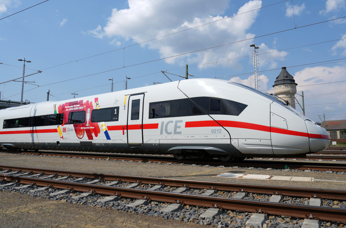 Deutsche Bahn delays became an international news story during the EURO 2024 football tournament in Germany. Image: Oliver Lang / Deutsche Bahn