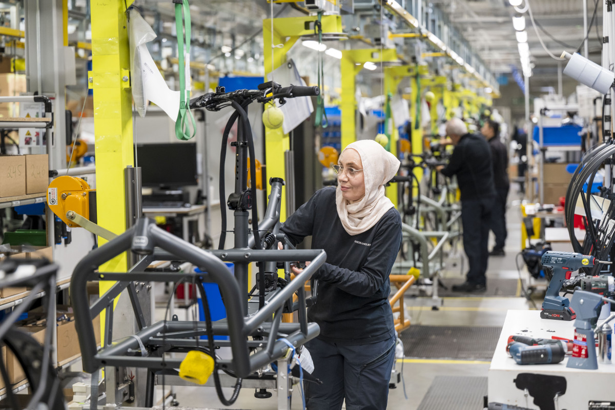 Riese & Müller e-bike factory in Germany: Small and medium sized companies across Europe soon need to provide data on their environmental impact. Photo: EC Audiovisual Service Picture shows e-bike assembly line