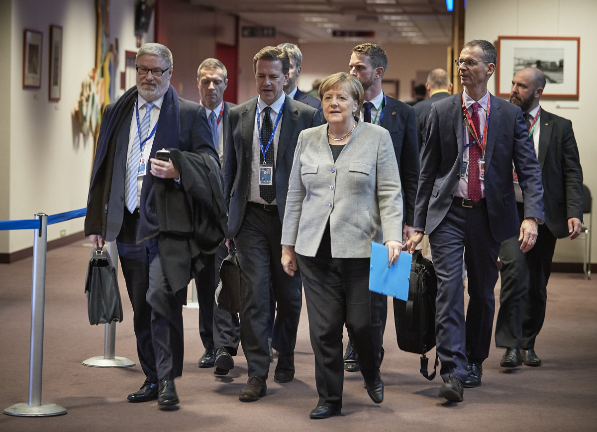 German chancellor Angela Merkel and her team of advisors at the European Council summit in December 2019. Photo: European Union. German chancellor Angela Merkel and her team of advisors at the European Council summit in December 2019. Photo: European Union.