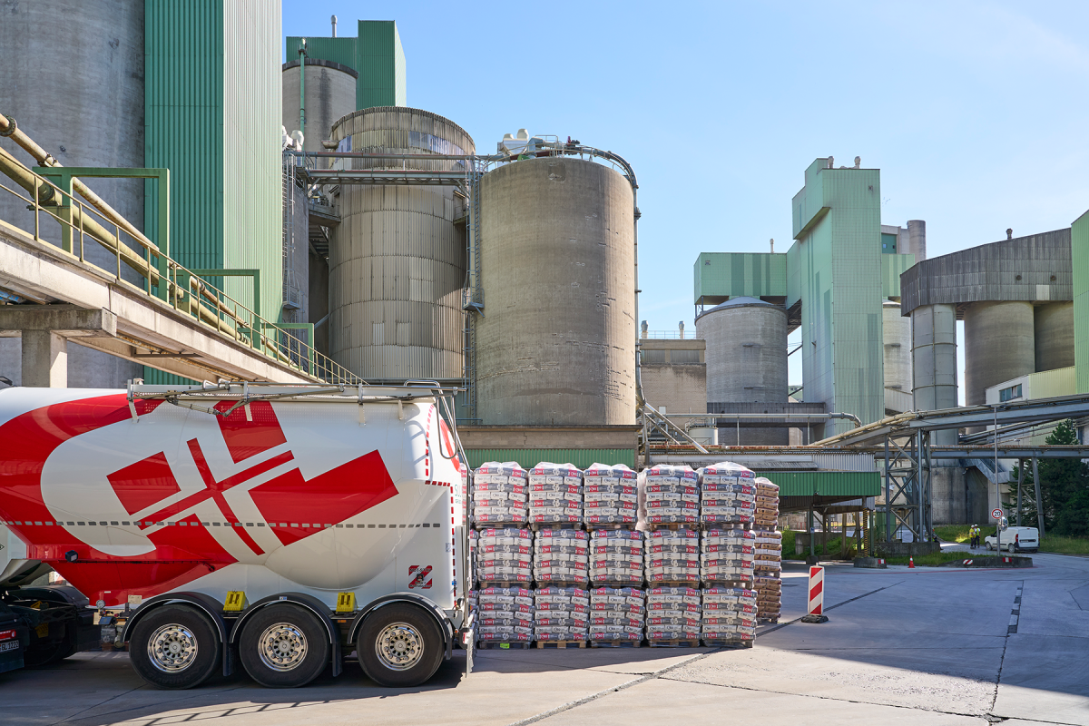 Cement production projects are set to be among th efirst to receive state support. Photo: Swen Gottschall / Zukunft Gas. Photo shows cement factory von dyckerhoff in Germany. Photo: Swen Gottschall / Zukunft Gas.