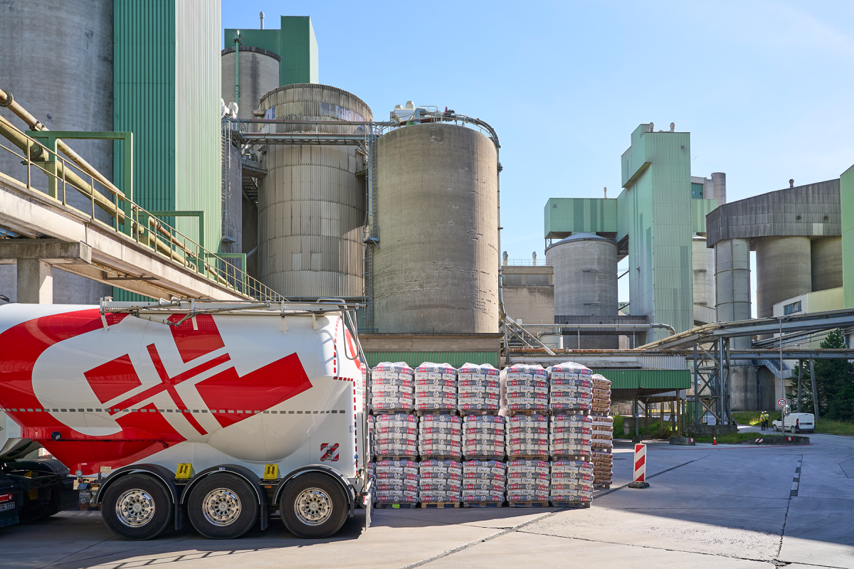 Photo shows cement factory von dyckerhoff in Germany. Photo: Swen Gottschall / Zukunft Gas.